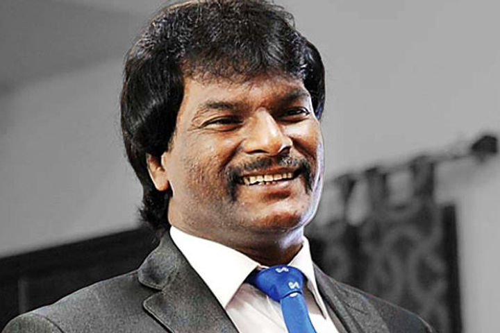 Dhanraj Pillay contributes Rs 5 lakh to PM-CARES Fund