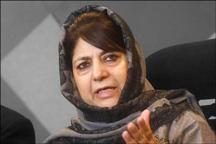  Mehbooba Mufti returns home but detention continues