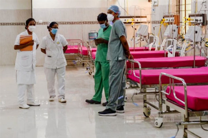 Maharashtra Cop who held 21 Tablighi Jamaat members tests positive for Coronavirus Maharashtra Cop who held 21 Tablighi Jamaat members tests positive for Coronavirus