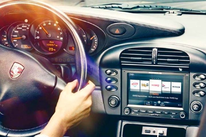 Porsche launches touchscreen infotainment systems for classic 911 models