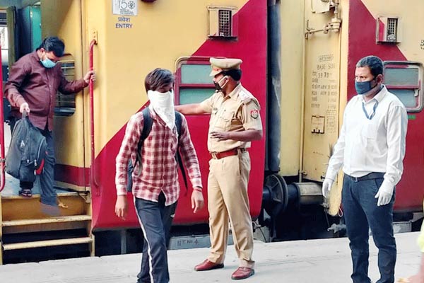 Railways paying 85 per cent of migrants train fare passengers not being charged Govt