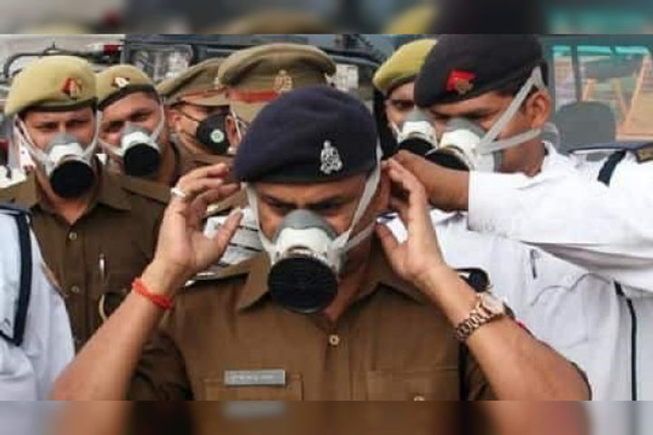 Corona virus more than 1,100 policemen infected in Maharashtra 10 killed