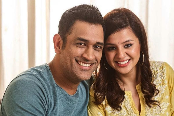 Do not know where these come from Sakshi on MS Dhoni retirement rumours