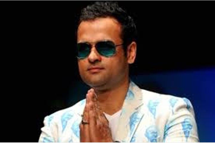 Actor Rohit Roy, trolled for 'Rajinikanth tests positive for coronavirus post asks people not to