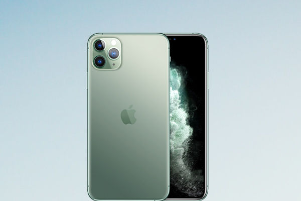 Several iPhone 11 Pro users report Green tint display issue