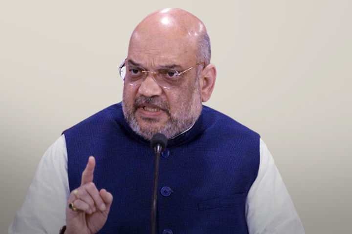 Rise above petty politics Amit Shah hits back at Rahul Gandhi with video of soldier father
