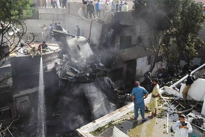 Plane crash that killed 97 people in Pakistan was caused by human error Aviation Minister Ghulam Sar