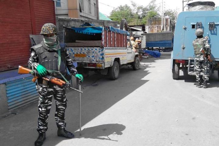 Security forces succeed in Shopian demolished terrorist hideout