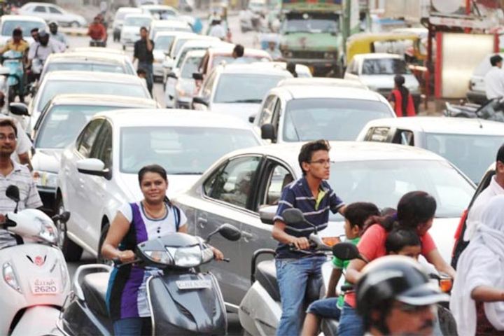 Govt scraps vehicular bulk data sharing policy, will share analysis