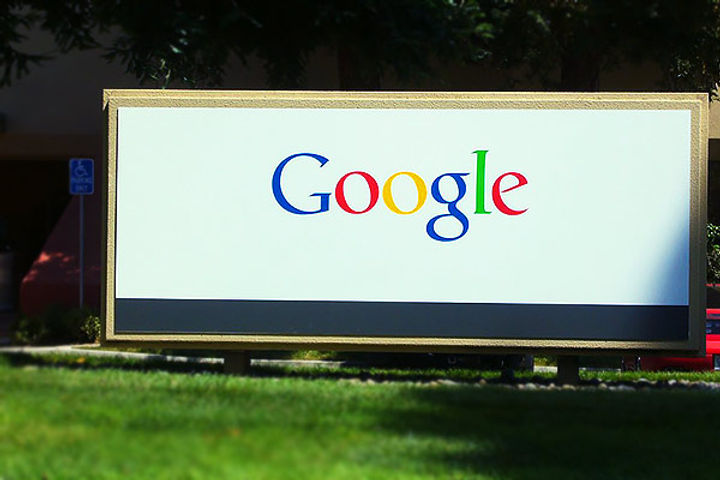 Google expands Business Messages via Google Maps Search