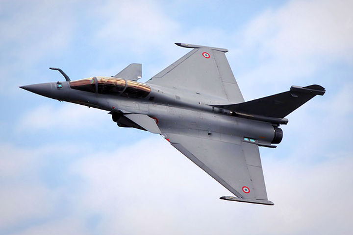 Amid border tension at LAC first batch of 6 fully-loaded Rafale jets to arrive in India on July 27
