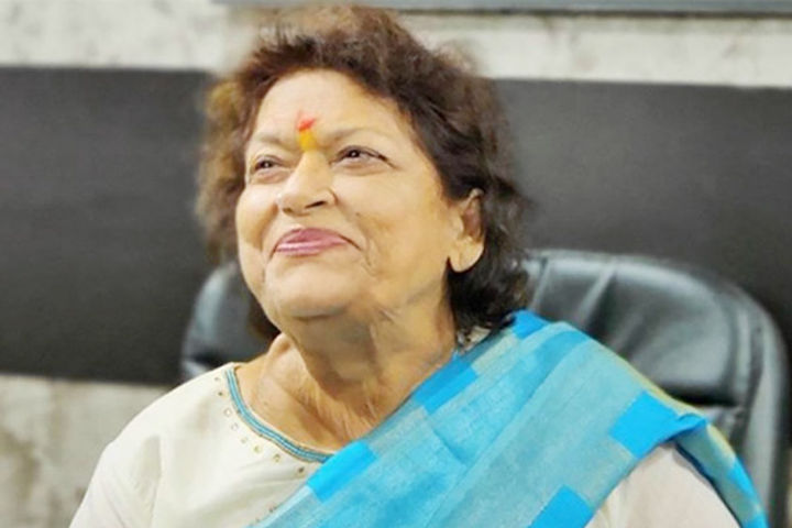 Famous choreographer Saroj Khan dies big shock to Bollywood Famous choreographer Saroj Khan dies big shock to Bollywood