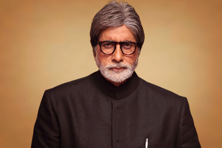 Amitabh Bachchan infected with Corona admitted to Nanavati Hospital in Mumbai