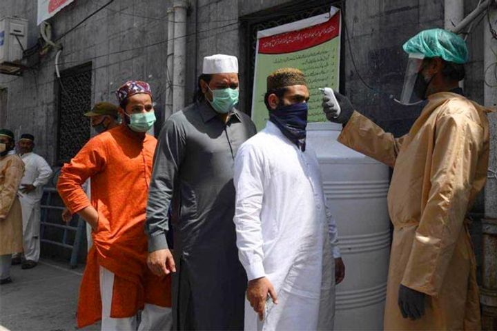 Number of Infections crossed over 2.5 lakhs in Pakistan 5,226 killed so far