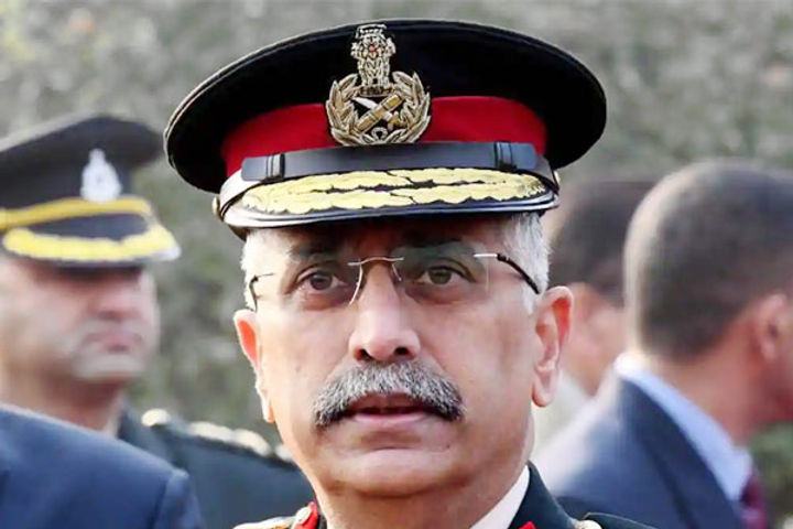 Army Chief General Naravane reaches Indo-Pak border in Jammu to take stock of preparedness