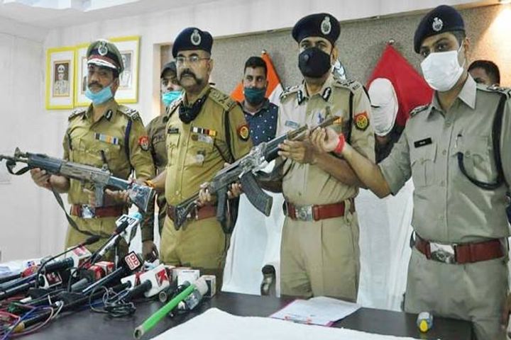 Kanpur shootout Shashikant a prize money of 50 thousand arrested AK-47 along with bullets recovered