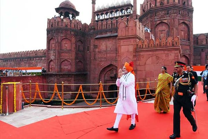 Students will not participate in Independence Day celebrations to be held at Red Fort