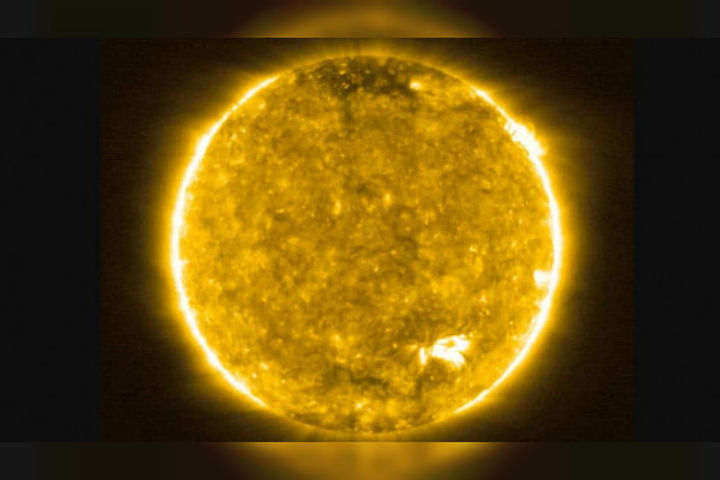 NASA Solar Orbiter snaps closest pictures of Sun data hints at solar features never observed in such