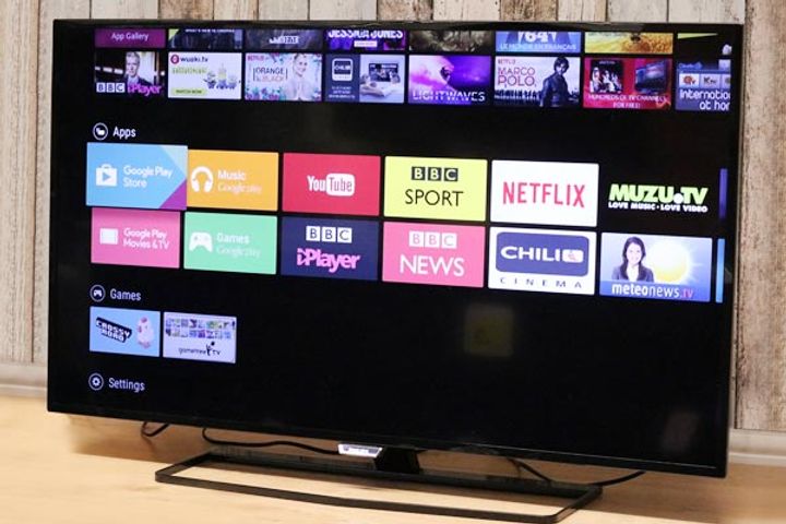 Philips launches two new cool 4K LED Smart TVs