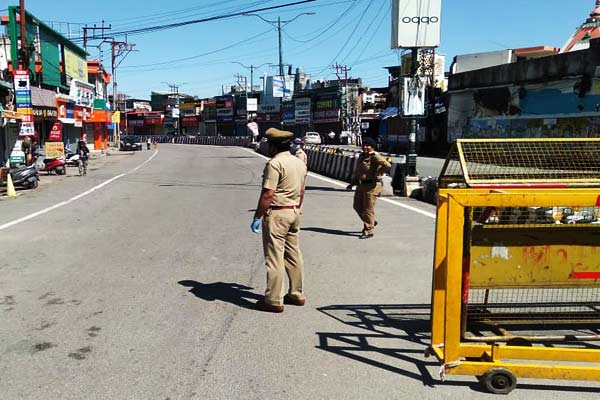 Lockdown in Karnataka Kalburgi Corona record broken again in UP