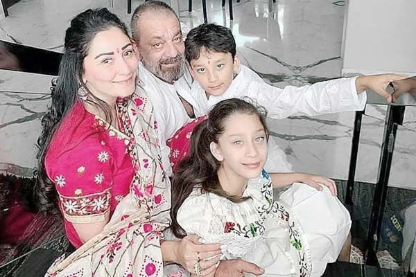Today Sanjay Dutt wife Manyata is celebrating her 42nd birthday Sanju is not with Baba