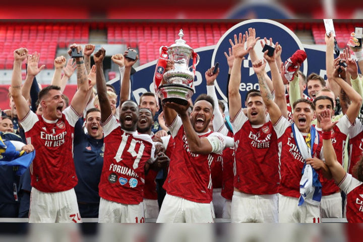 Arsenal beat Chelsea 2-1 to win record 14th FA Cup 