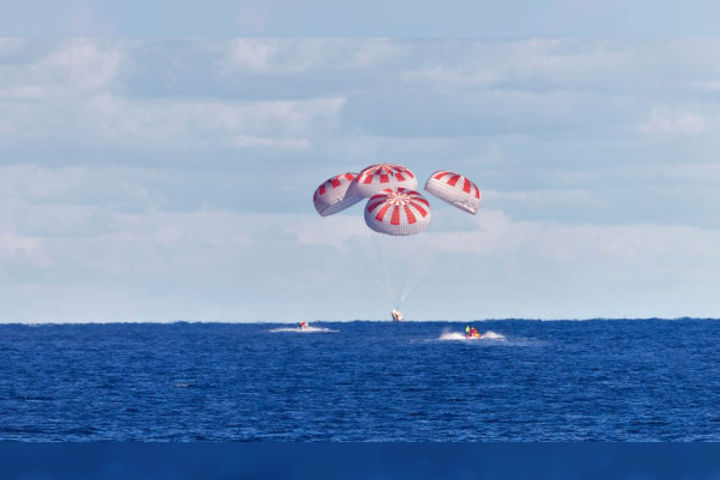 SpaceX just bought US astronauts back to Earth in rare splashdown