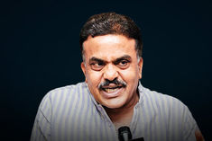 Sanjay Nirupam rages  Quarantine of Vinay Tiwari will increase suspicion on Mumbai Police