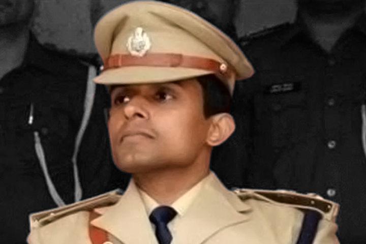 Sushant Singh Rajput death case BMC releases Bihar IPS officer Vinay Tiwari from quarantine Sushant Singh Rajput death case BMC releases Bihar IPS officer Vinay Tiwari from quarantine