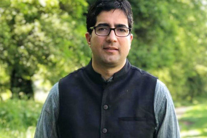 I realised I can not make much difference in politics says Shah Faesal after quitting politics