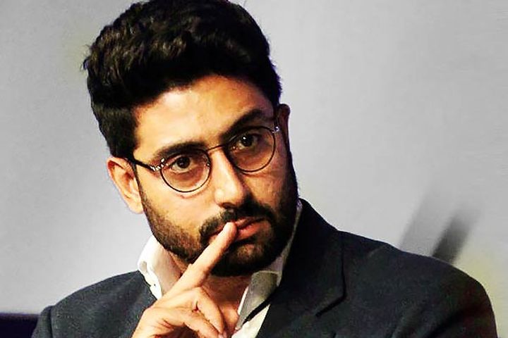 Abhishek Bachchan thanks fans after recovery from COVID-19 Hrithik Roshan has a sweet reply