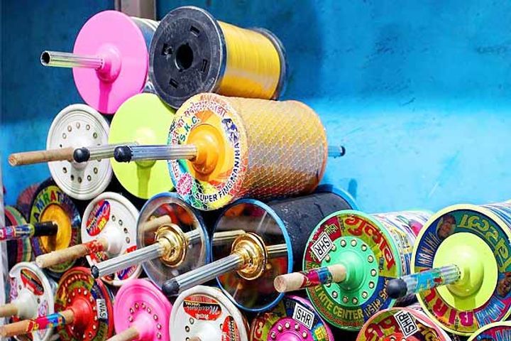 Delhi shopkeepers not to sell Chinese manja kites for Independence Day celebrations this year