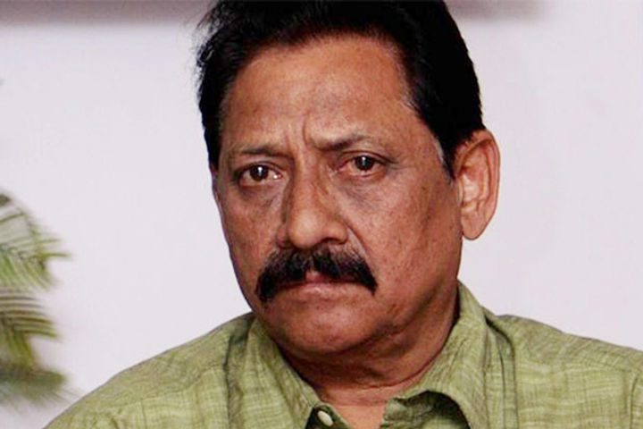 Former Indian cricketer Chetan Chauhan put on life support