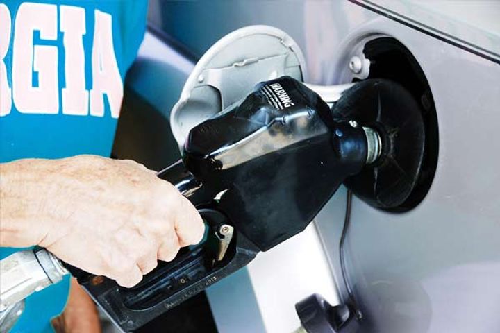 Petrol diesel prices change for the third consecutive day Petrol price in the capital Rs 80.90 per l