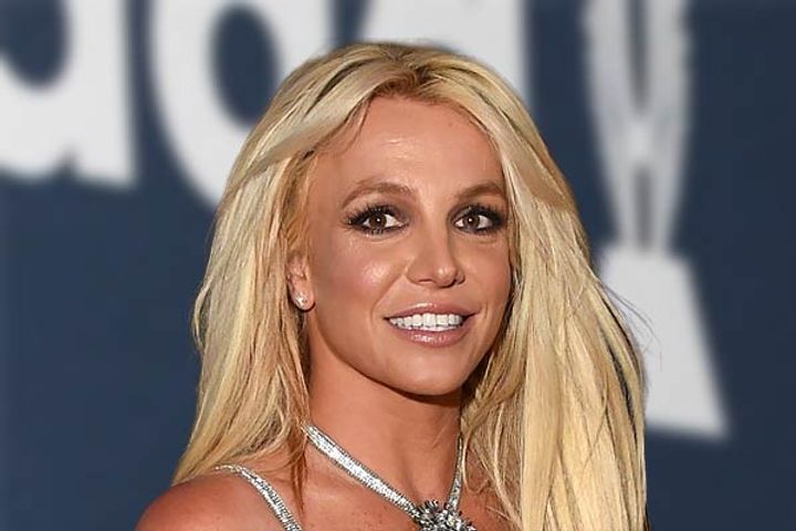 Popstar Britney Spears asks the court to end her father control over estate & personal life