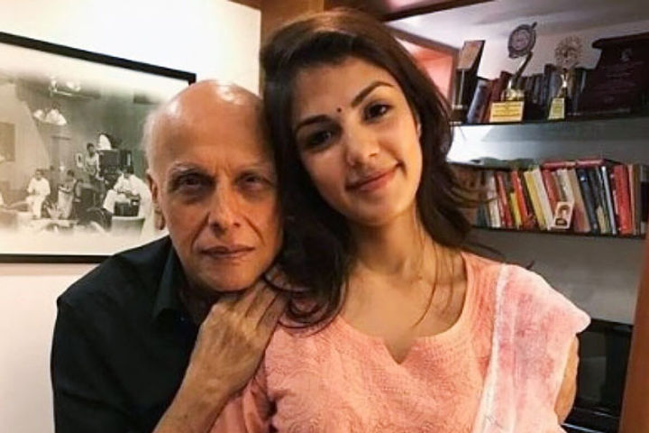 Mahesh Bhatt made a call to rhea on the day of Sushant death WhatsApp chat leaked