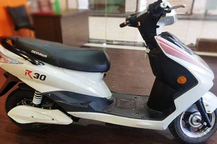 Okinawa Scooters launched R30 electric scooter in India