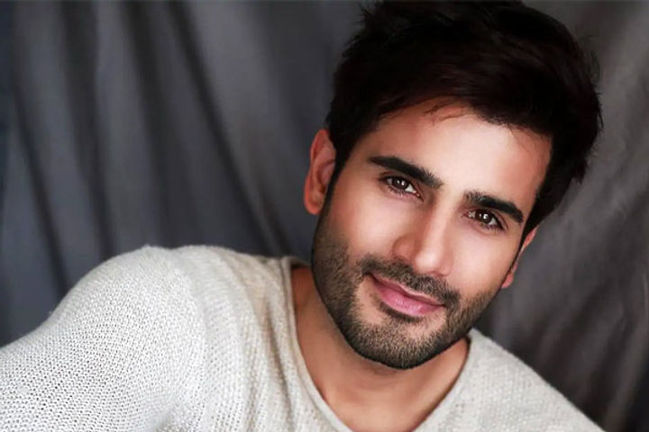 Karan Tacker reveals of testing positive & negative for COVID- 19 on The same day