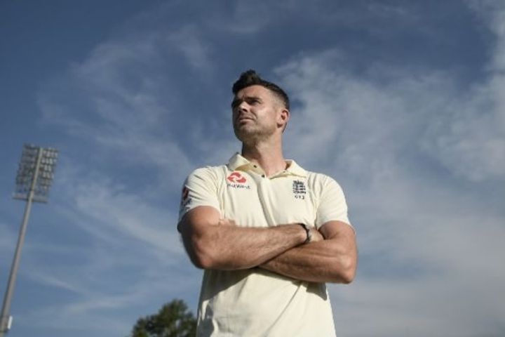 James Anderson insults the tricolor causing ruckus on social media