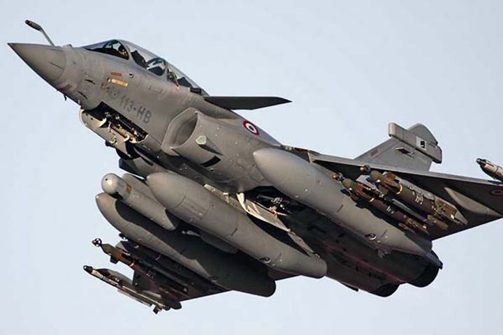 Induction ceremony of Rafale aircraft to be held next month, France defense minister may be included