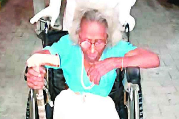 108 Year Old Lady Defeated Corona in Azamgarh