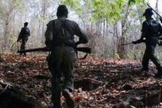 Maoist carrying Rs 1 lakh bounty surrenders 