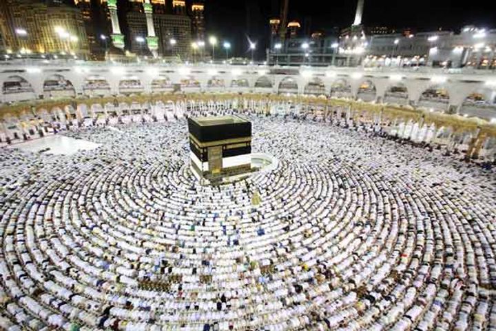 Umra to start again in Saudi amid Corona virus Umra to start again in Saudi amid Corona virus