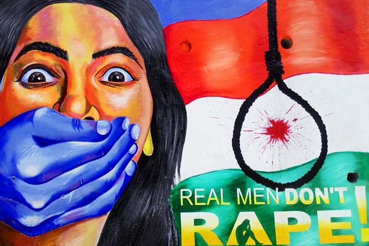 After Hathras, girl student dies due to gang rape in Balrampur