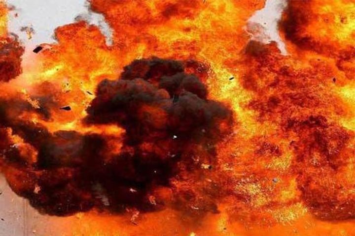 Suicide attack on Afghan Governors convoy