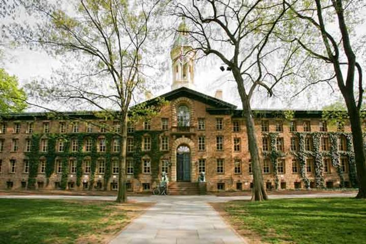 Discrimination against women professors in salary now Princeton University will pay nine crore rupee