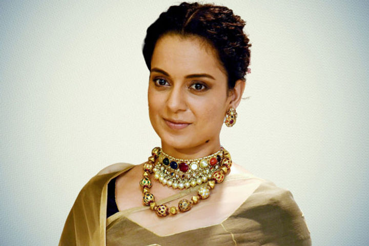 A criminal case was filed against Kangana for tweeting about the court