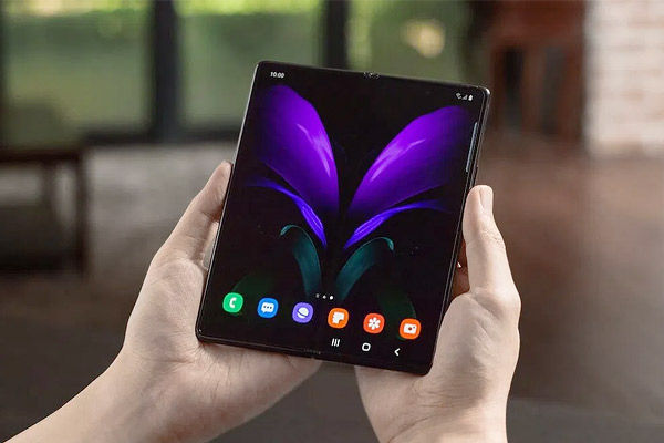 samsung will bring a foldable smartphone with popup camera