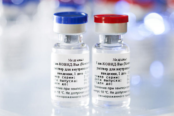 Russia halts vaccine trial