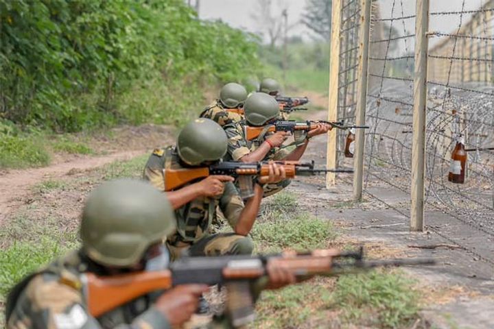 Pakistan Violates Ceasefire On LOC Near Tangdhar Sector